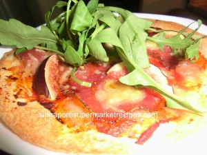 Figs & Salami Pizza