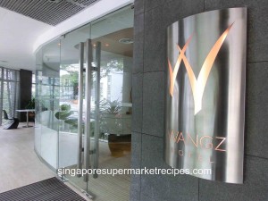 Wangz Hotel  Signboard