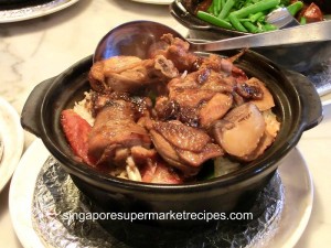 claypotfun chicken and preserved sausage claypot rice