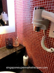 Festive Hotel at Resort World Sentosa - Toilet
