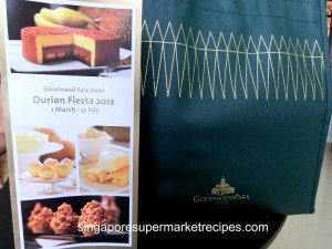 goodwood park durian fiesta cakes and puffs carrying bag