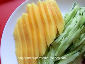 Quick & Simple Fresh Mango Egg Roll Recipes