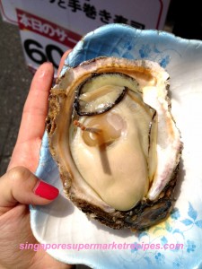 fresh oyster from tsukiji